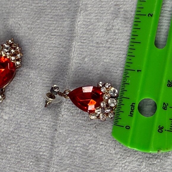Vintage Gold-Tone Drop Pierced Earrings Red Teardrop Faux Gemstone Rhinestones - Picture 10 of 16